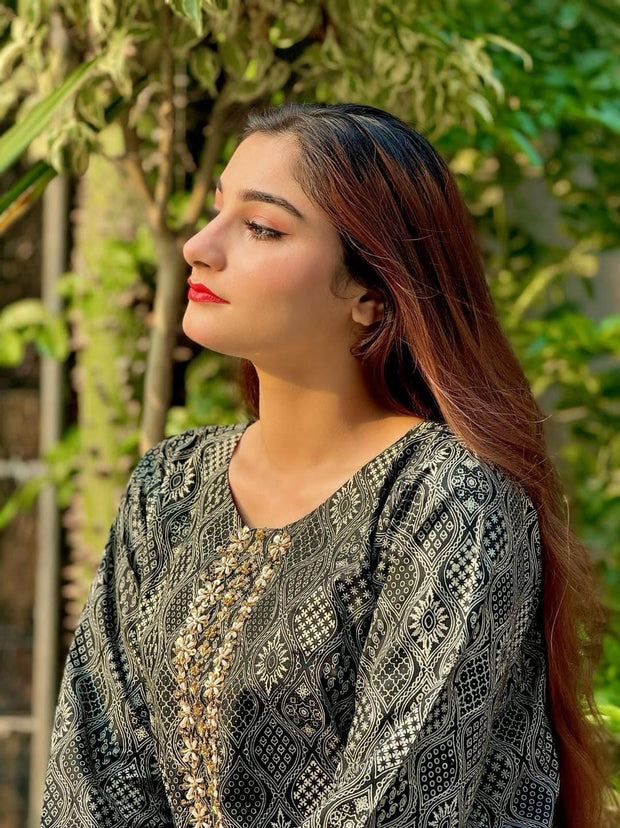 Versatile Black Printed Linen Suit – Perfect for Every Occasion