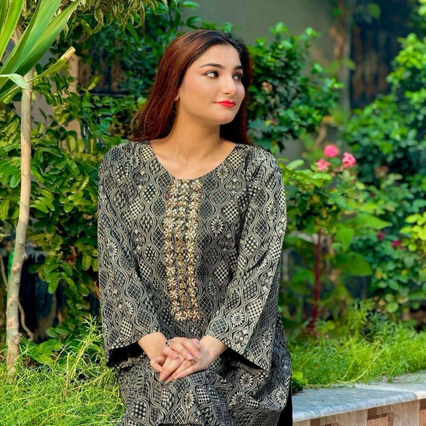 Versatile Black Printed Linen Suit – Perfect for Every Occasion