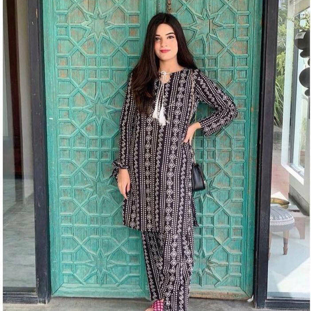 Summer Collection: Digital Printed Lawn Chunri Suit